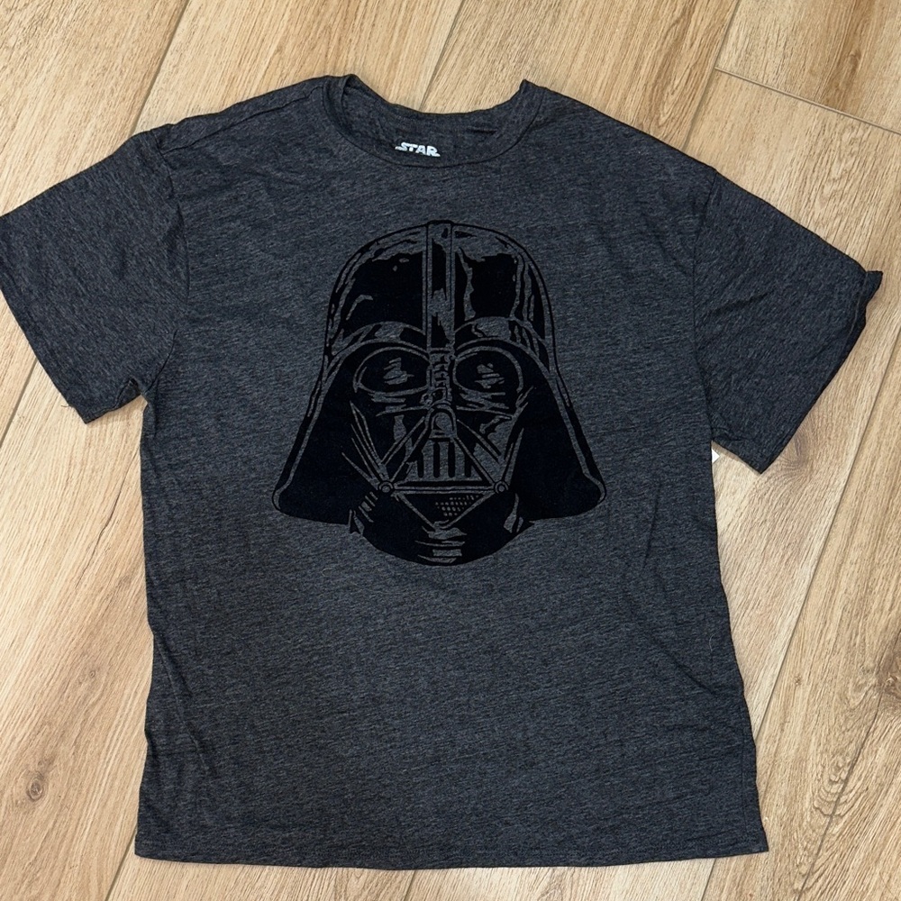 Star Wars Charcoal Gray Textured Darth Vader Men’s Tee Size Large